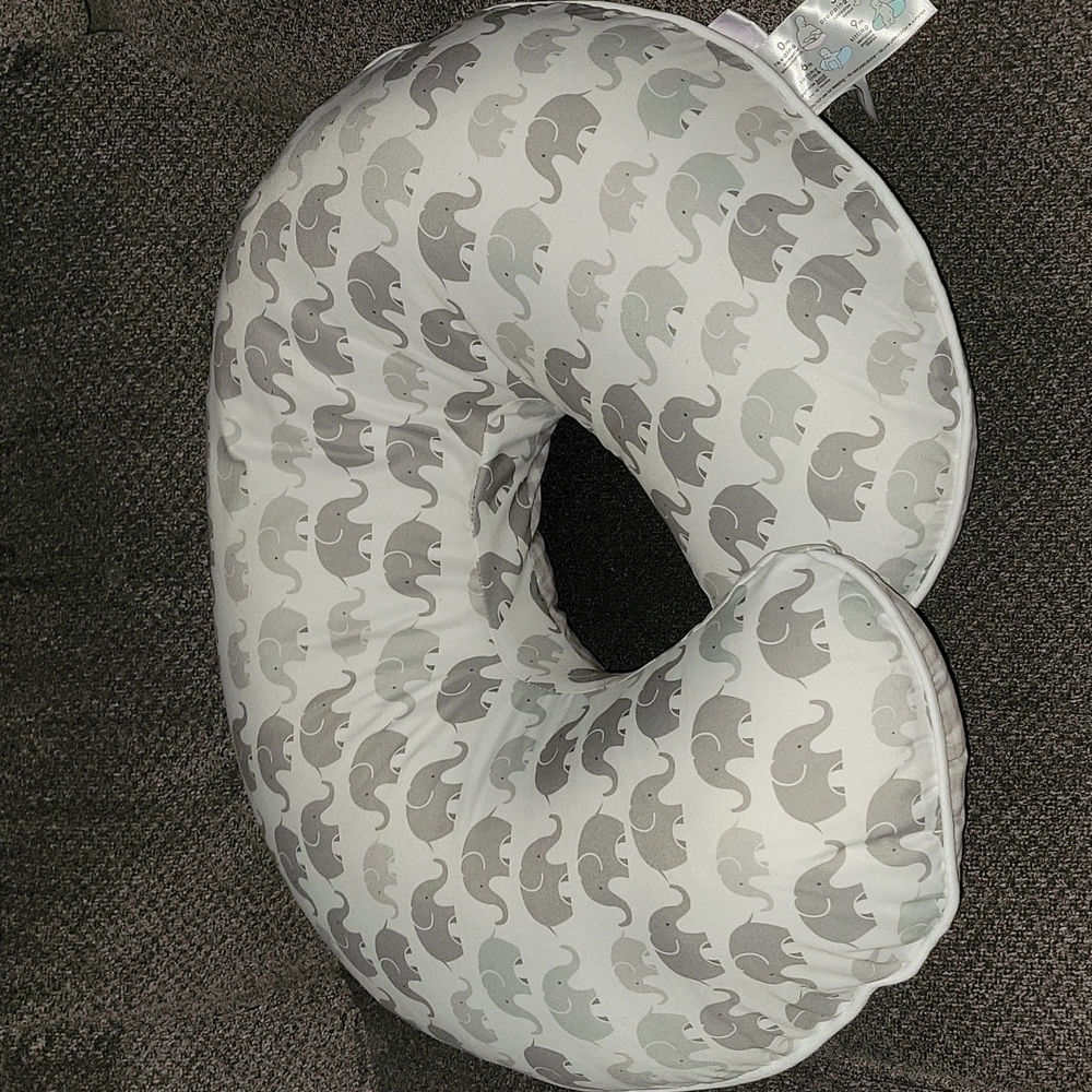Boopy pillow